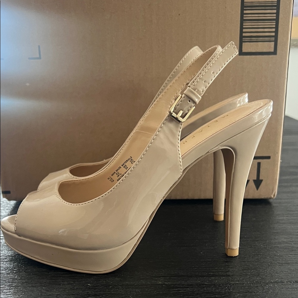 Metaphor Nude Patent Peep-Toe Heels
